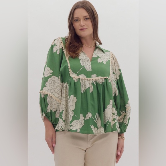 entro Tops - Entro Sweet and Scalloped Floral Blouse